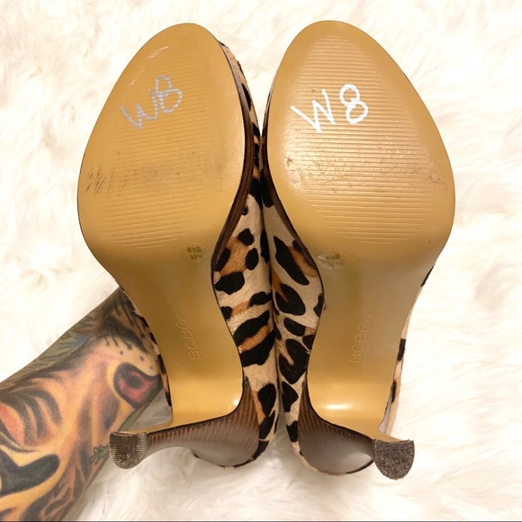 BCBG Dania leopard print calf hair pumps 6.5 - Picture 6 of 6